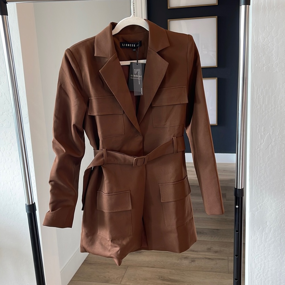LIONESS Brown Women’s suit dress, Small
